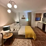 Boutique Leicht & Friends Inn 4*