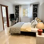 Boutique Leicht & Friends 4*